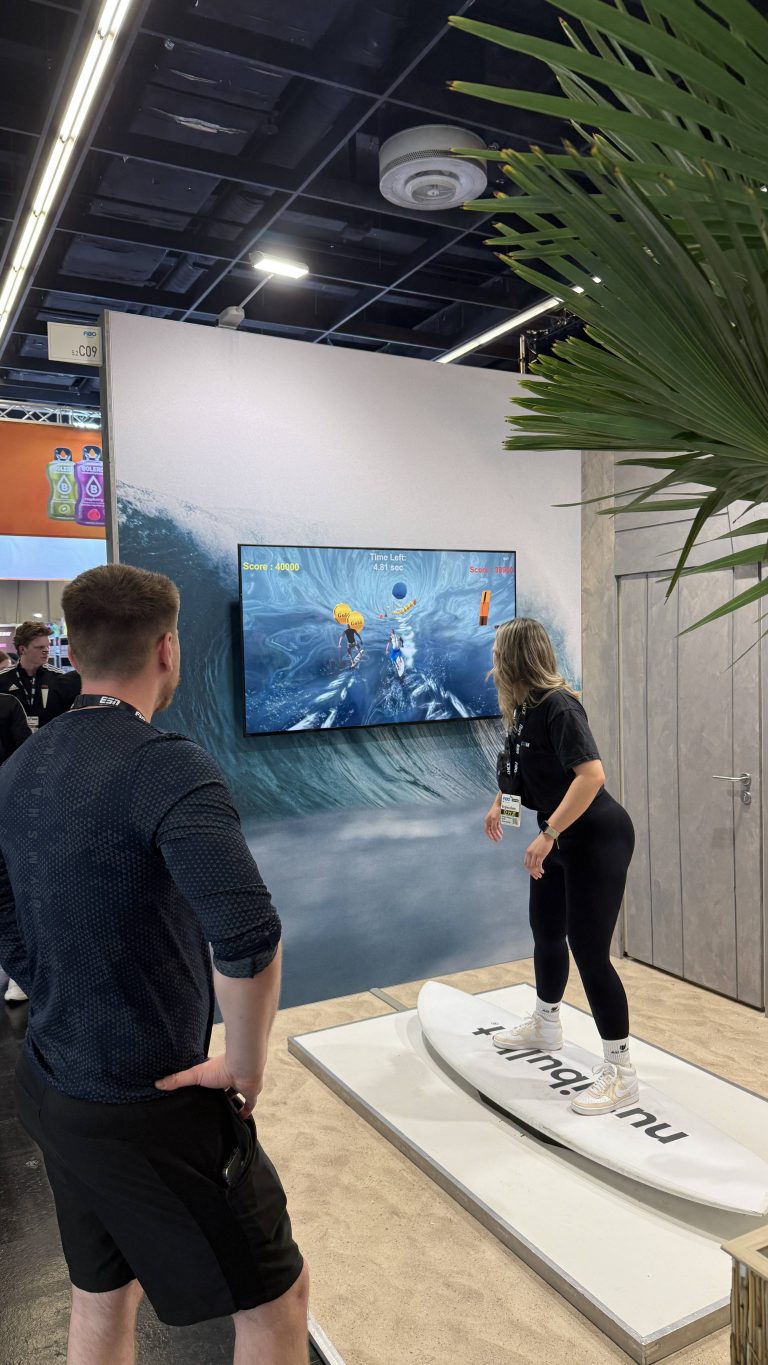 FIBO의 서핑 시뮬레이터